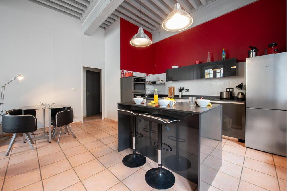 Emplacement N°1 Tres Bel Appartement Spacieux Carcassonne Exterior foto